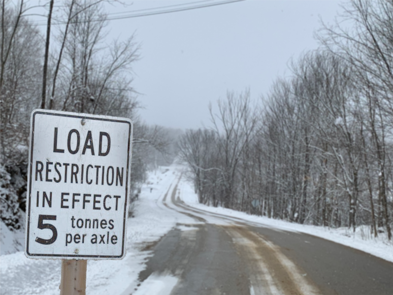 Load restrictyions in Effect 5 tonnes per axle